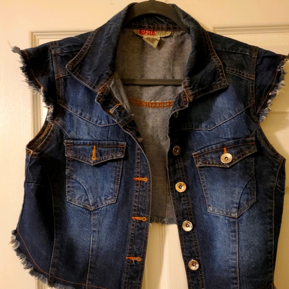 Blue jean vest (short waited) - Picture 1 of 2